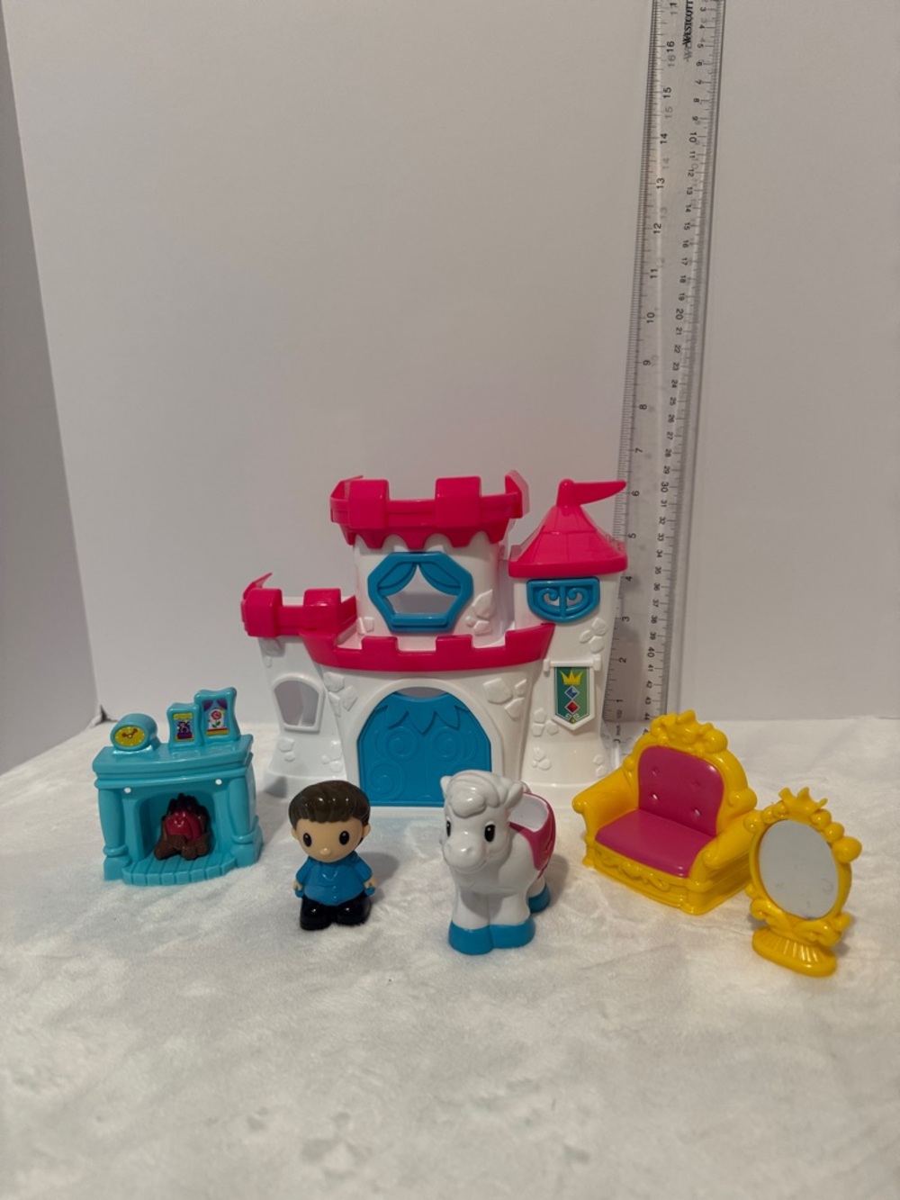 Playgo Playset Princess Palace Dollhouse Castle Excellent Condition